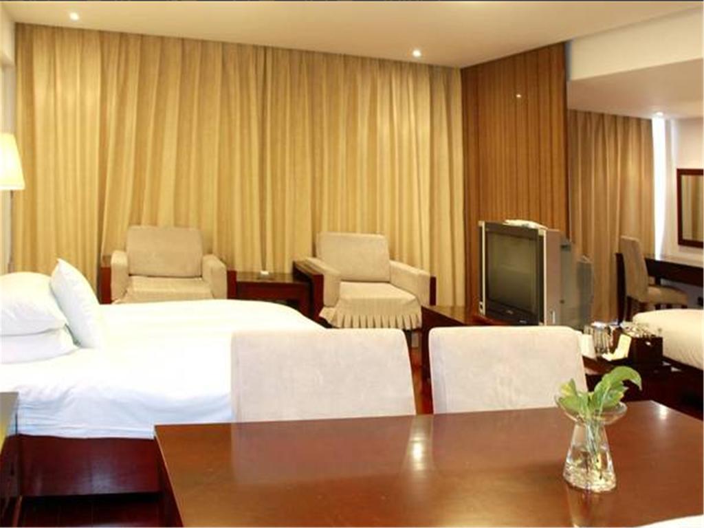 שנגחאי Gloria Plaza Hotel Kangqiao מראה חיצוני תמונה