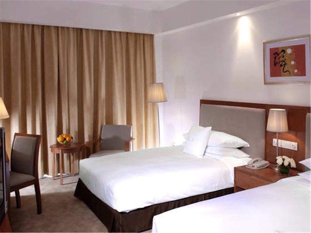 שנגחאי Gloria Plaza Hotel Kangqiao מראה חיצוני תמונה