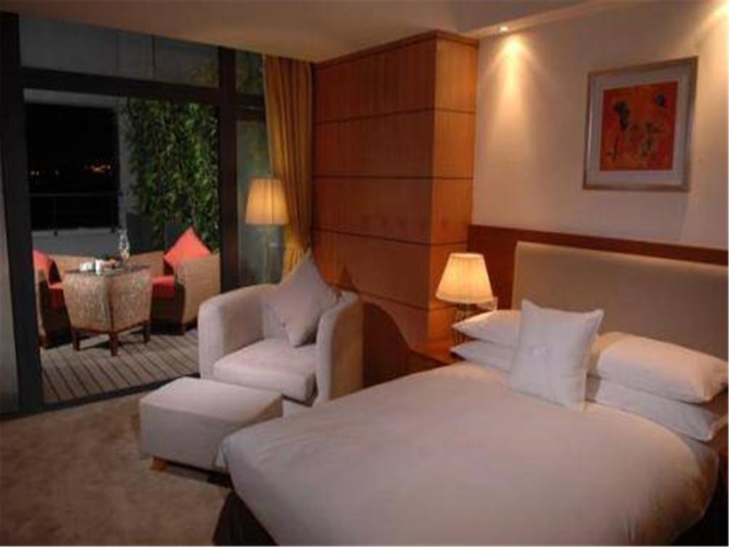 שנגחאי Gloria Plaza Hotel Kangqiao מראה חיצוני תמונה