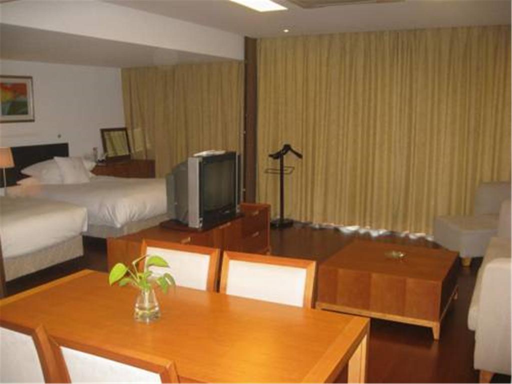 שנגחאי Gloria Plaza Hotel Kangqiao מראה חיצוני תמונה