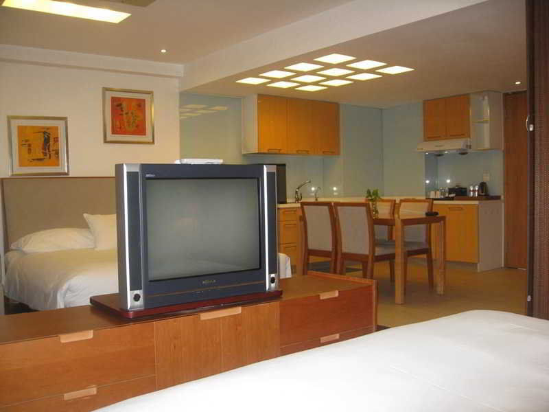 שנגחאי Gloria Plaza Hotel Kangqiao מראה חיצוני תמונה