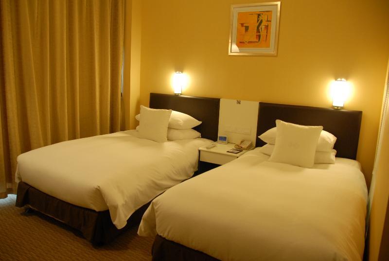 שנגחאי Gloria Plaza Hotel Kangqiao מראה חיצוני תמונה