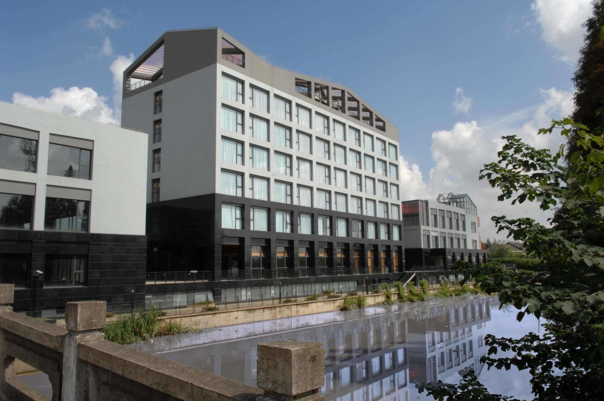 שנגחאי Gloria Plaza Hotel Kangqiao מראה חיצוני תמונה